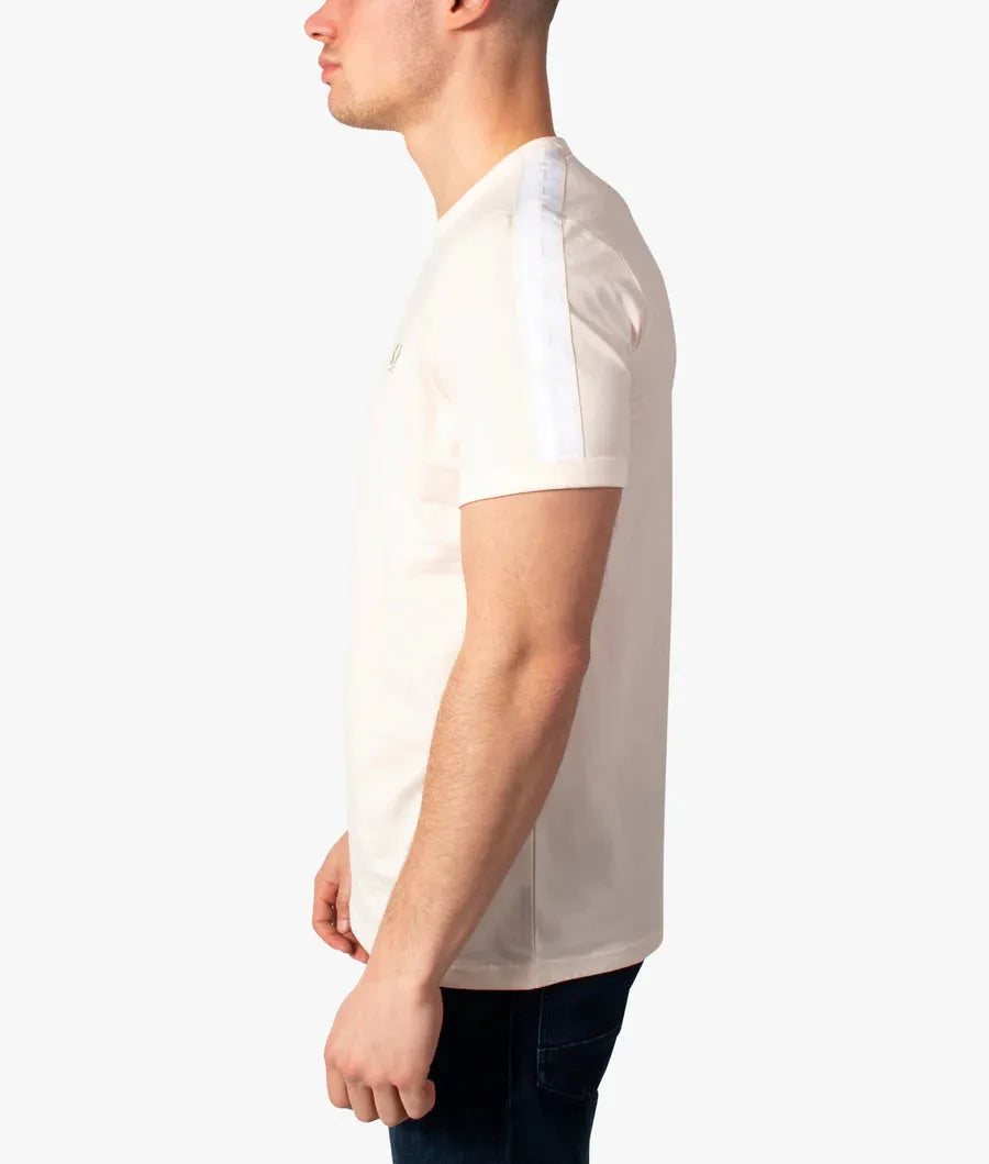 חולצה טי פרד פרי M3658 ECRU