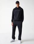 NE TECH HOODIE NEWERA BLK