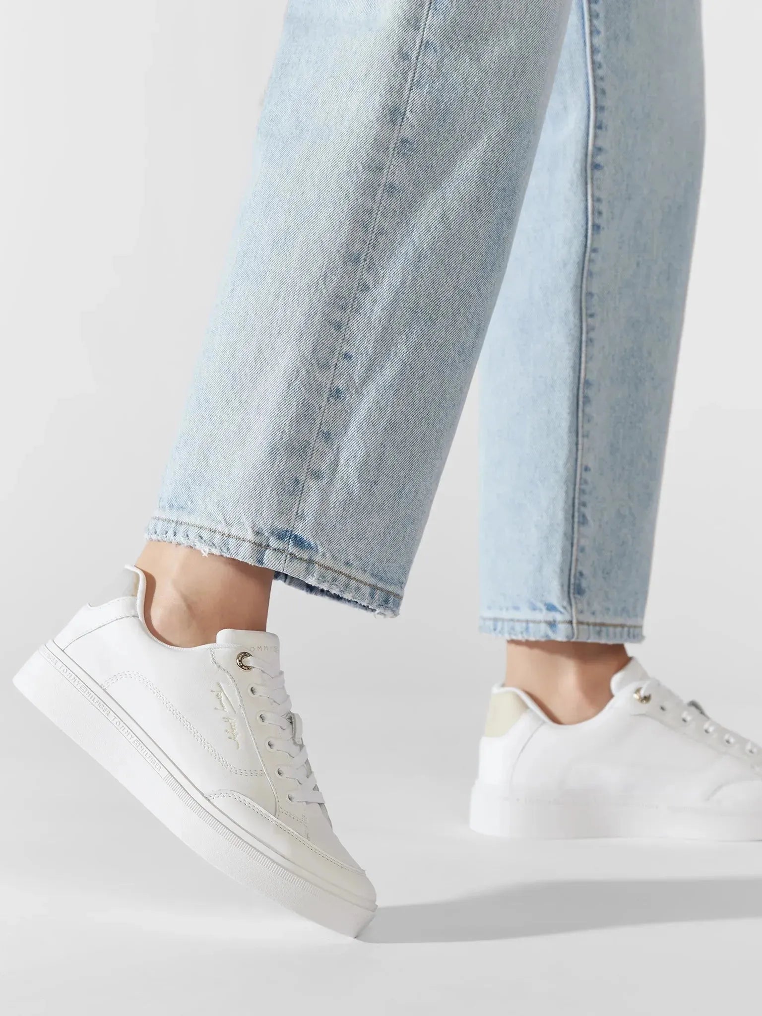 נעל סניקרס טומי הילפיגר FW0FW06601 - xtazy fashion