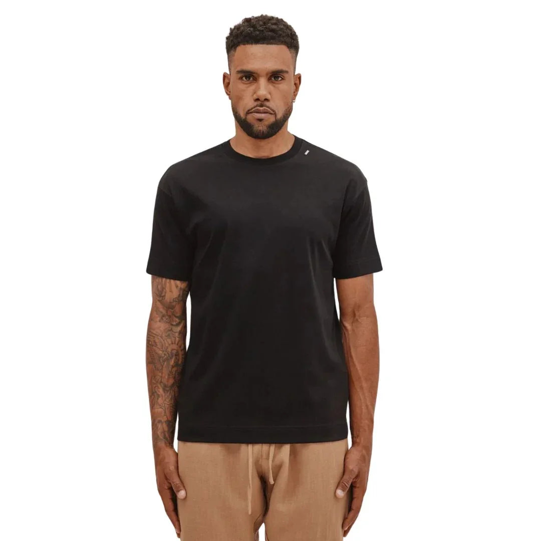 YN T0132 BLACK