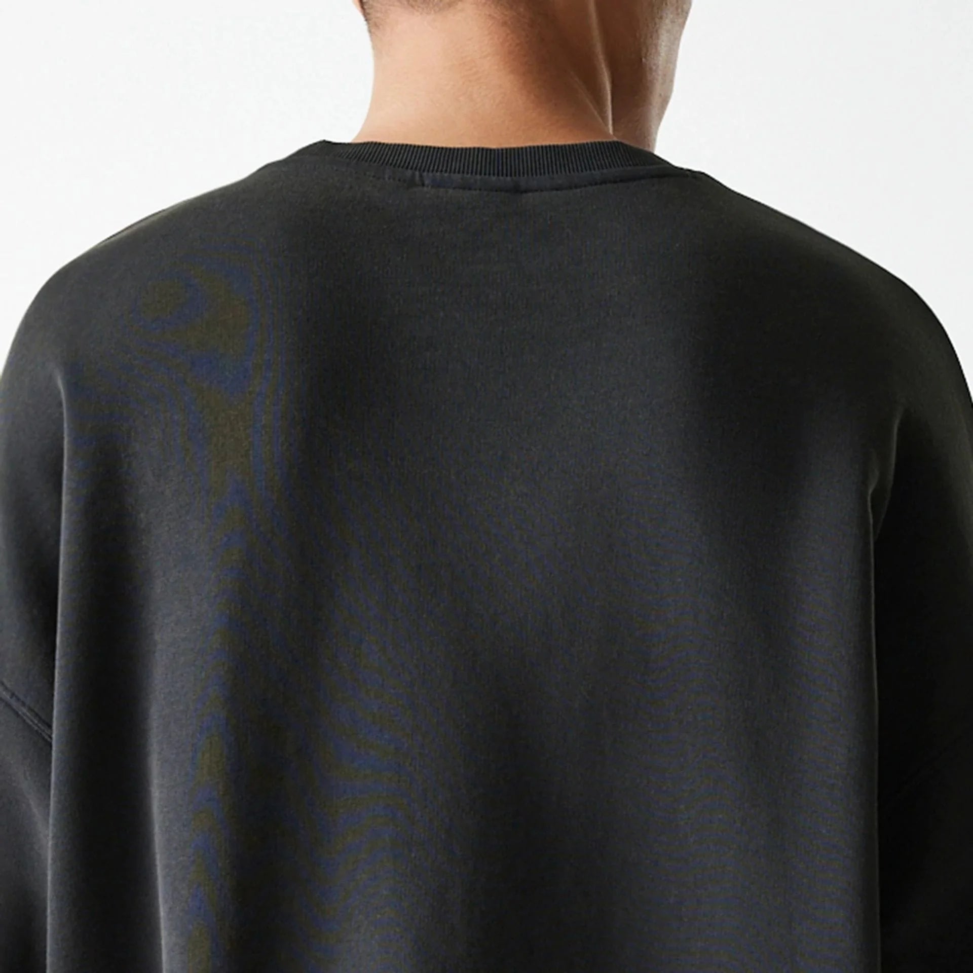 NBA WASHED GRPHC OS CREW MILBUC WHG