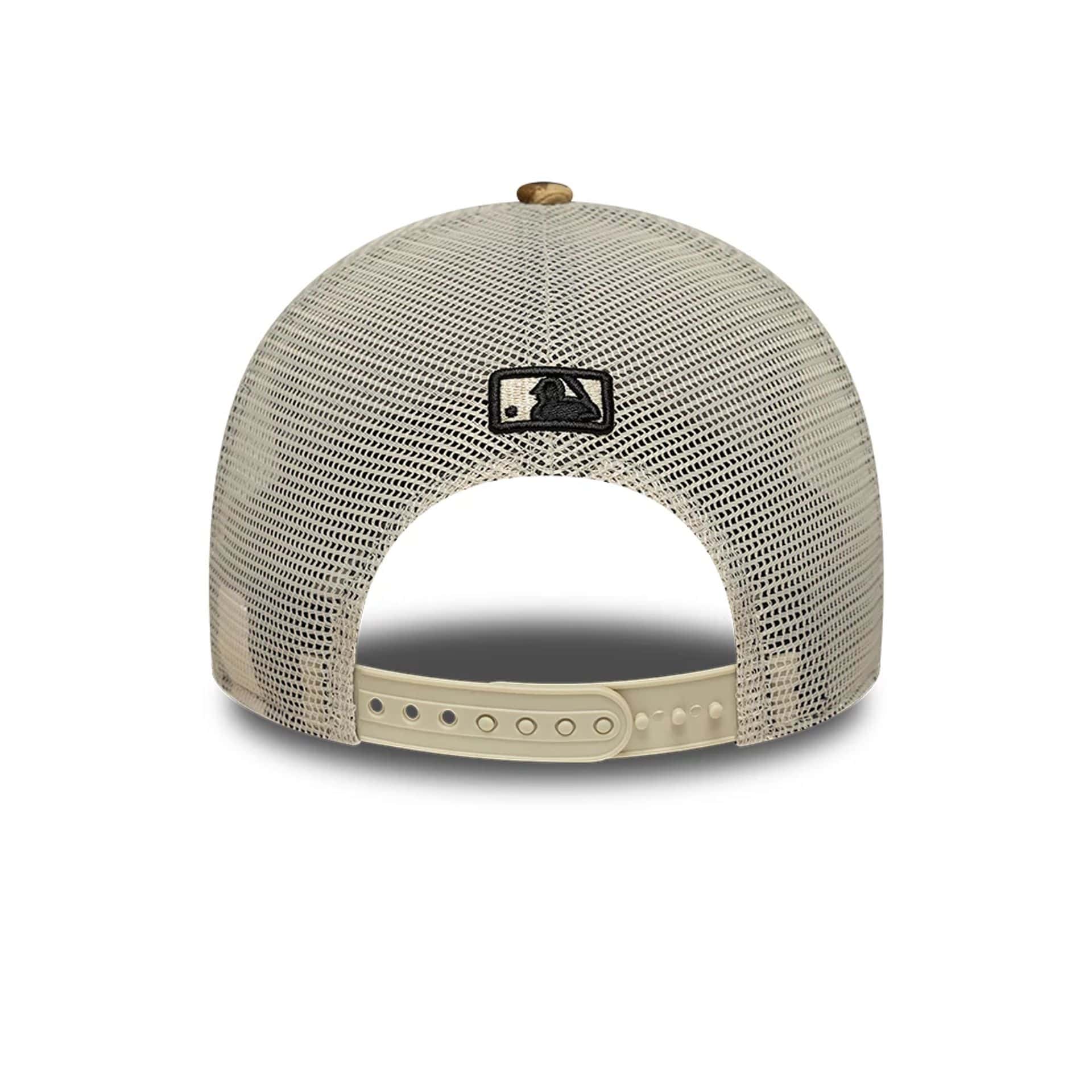 60856311 Leopard Trucker NY Yankees - BRS