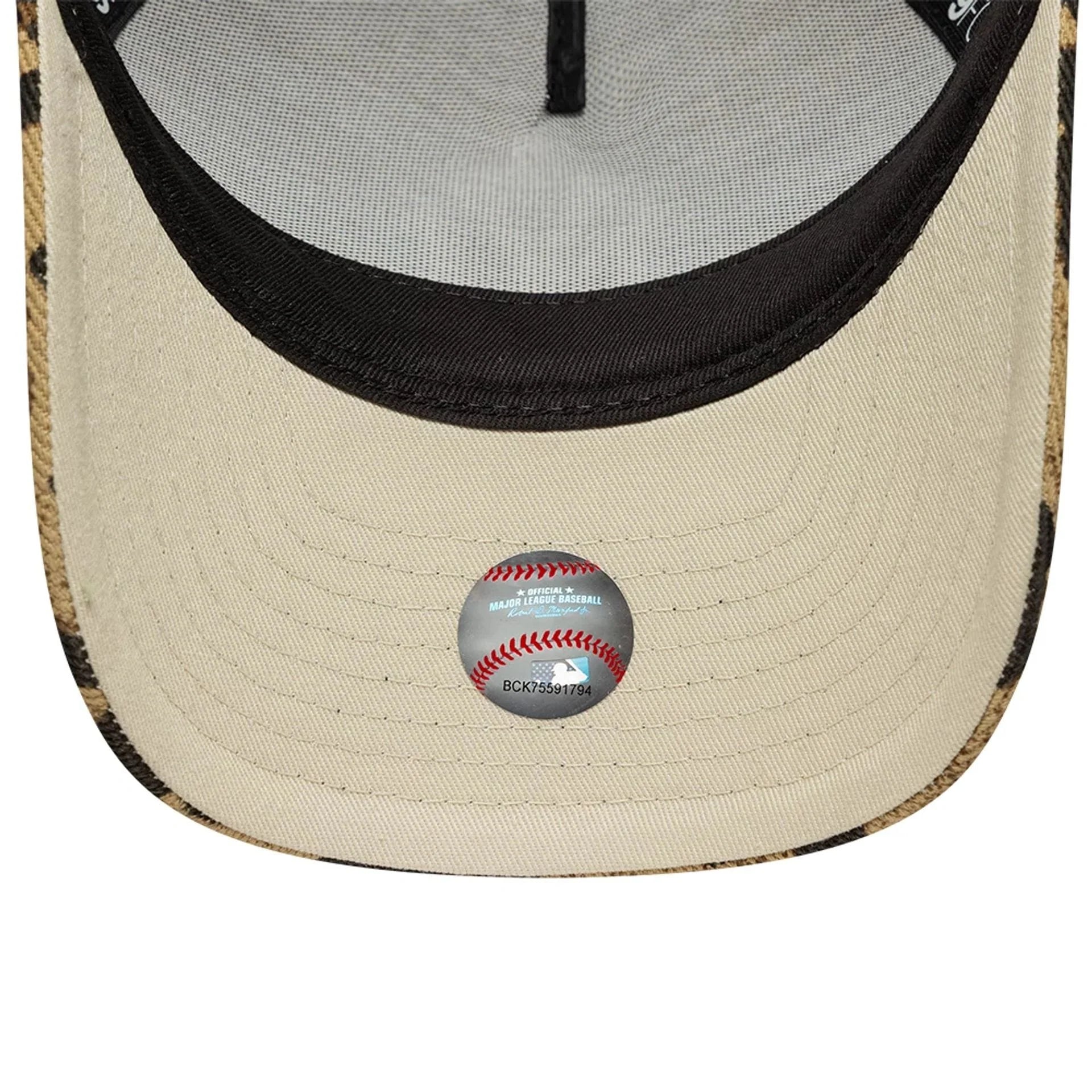 60856311 Leopard Trucker NY Yankees - BRS