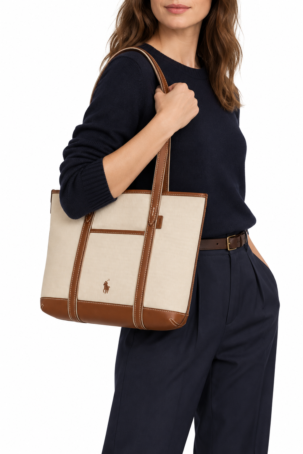 Polo Ralph Lauren 428P03085 001 — חזית על דוגמנית, הדמיה המבוססת על צילומי המוצר