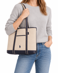 Polo Ralph Lauren 428P03085 002 — חזית על דוגמנית, הדמיה המבוססת על צילומי המוצר