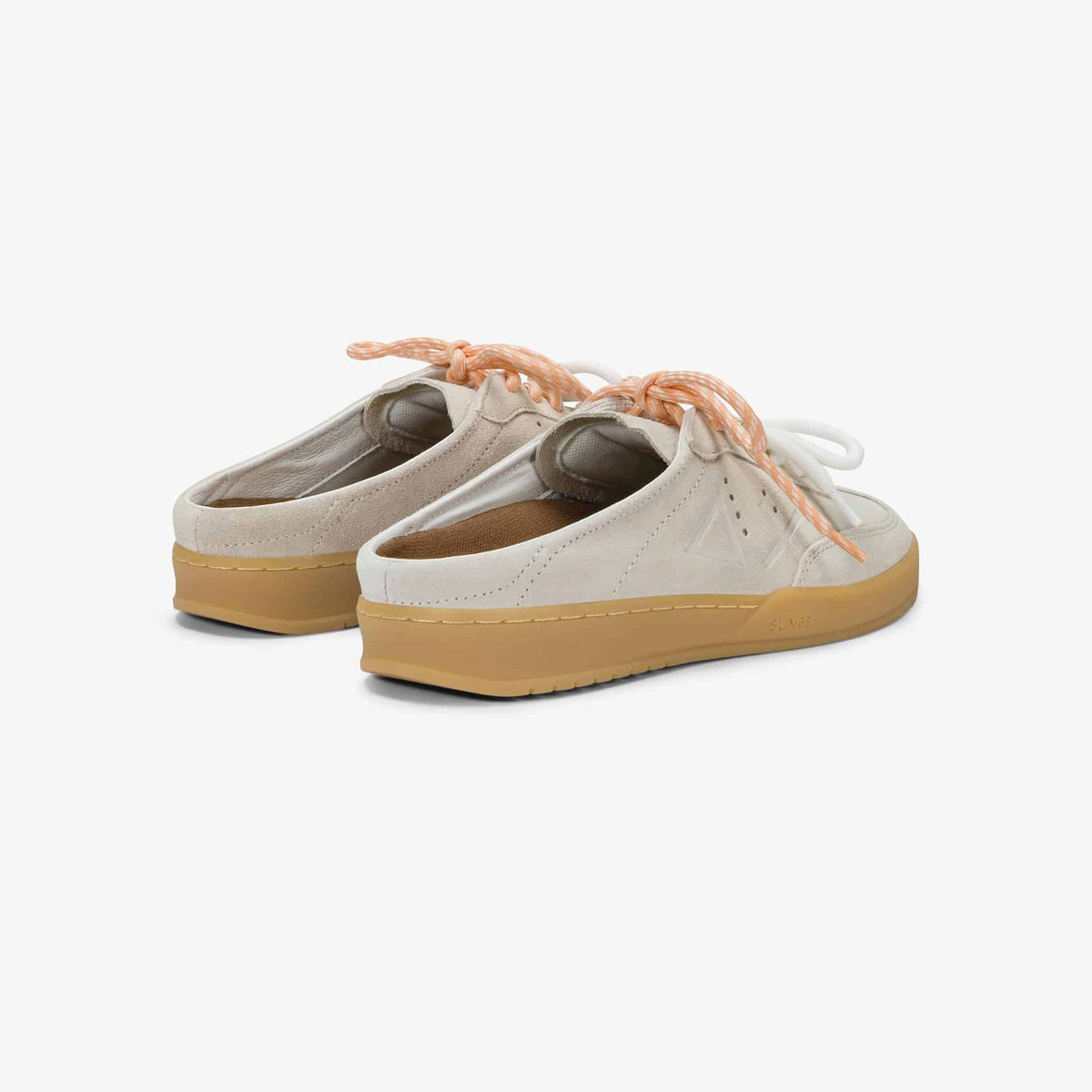 CALIFORNIA SUN SUEDE SABOT - OFF WHITE — כפכפים לנשים