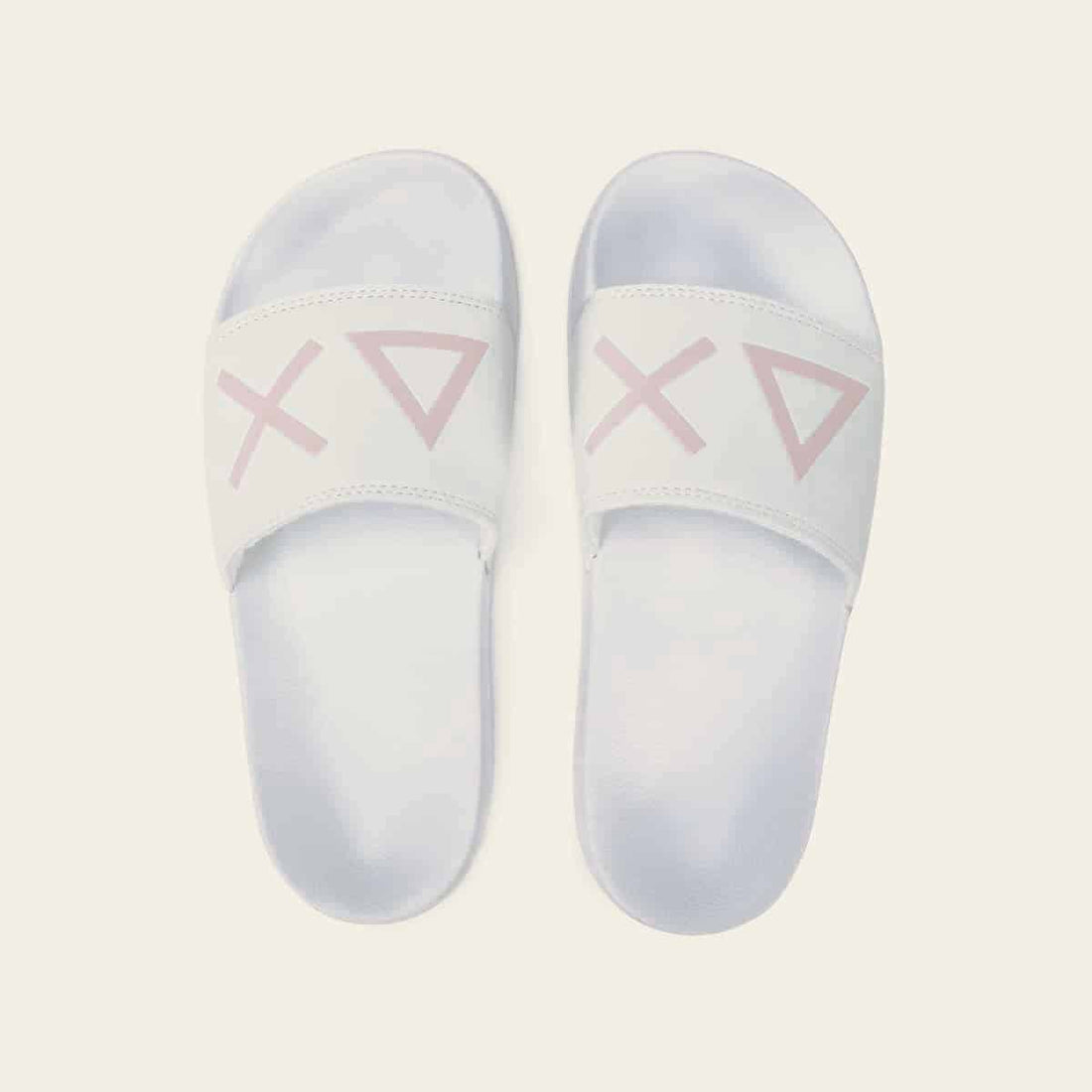 SLIPPERS LOGO WHITE — כפכפים לנשים