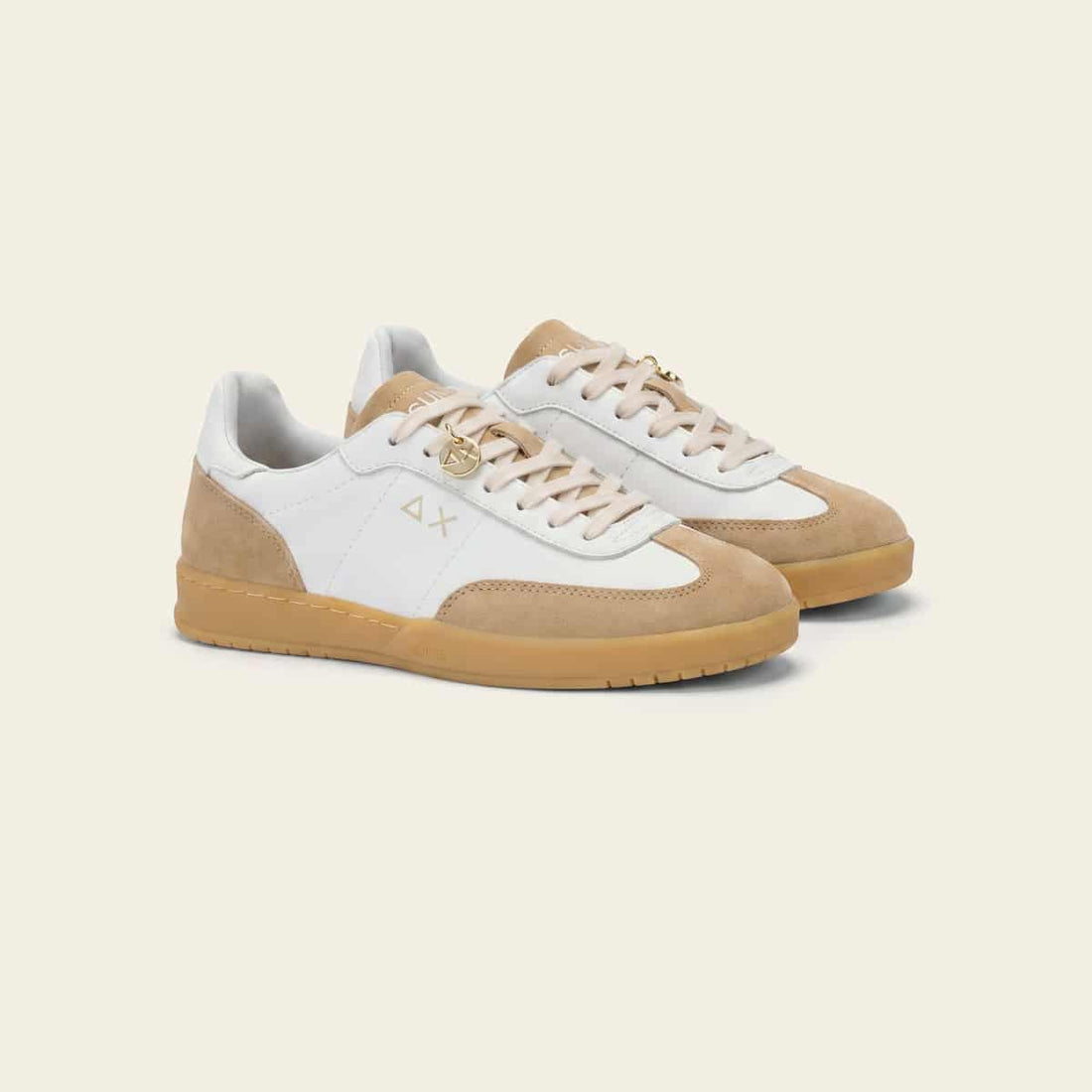 CALIFORNIA LEATHER - WHITE / BEIGE — סניקרס לנשים