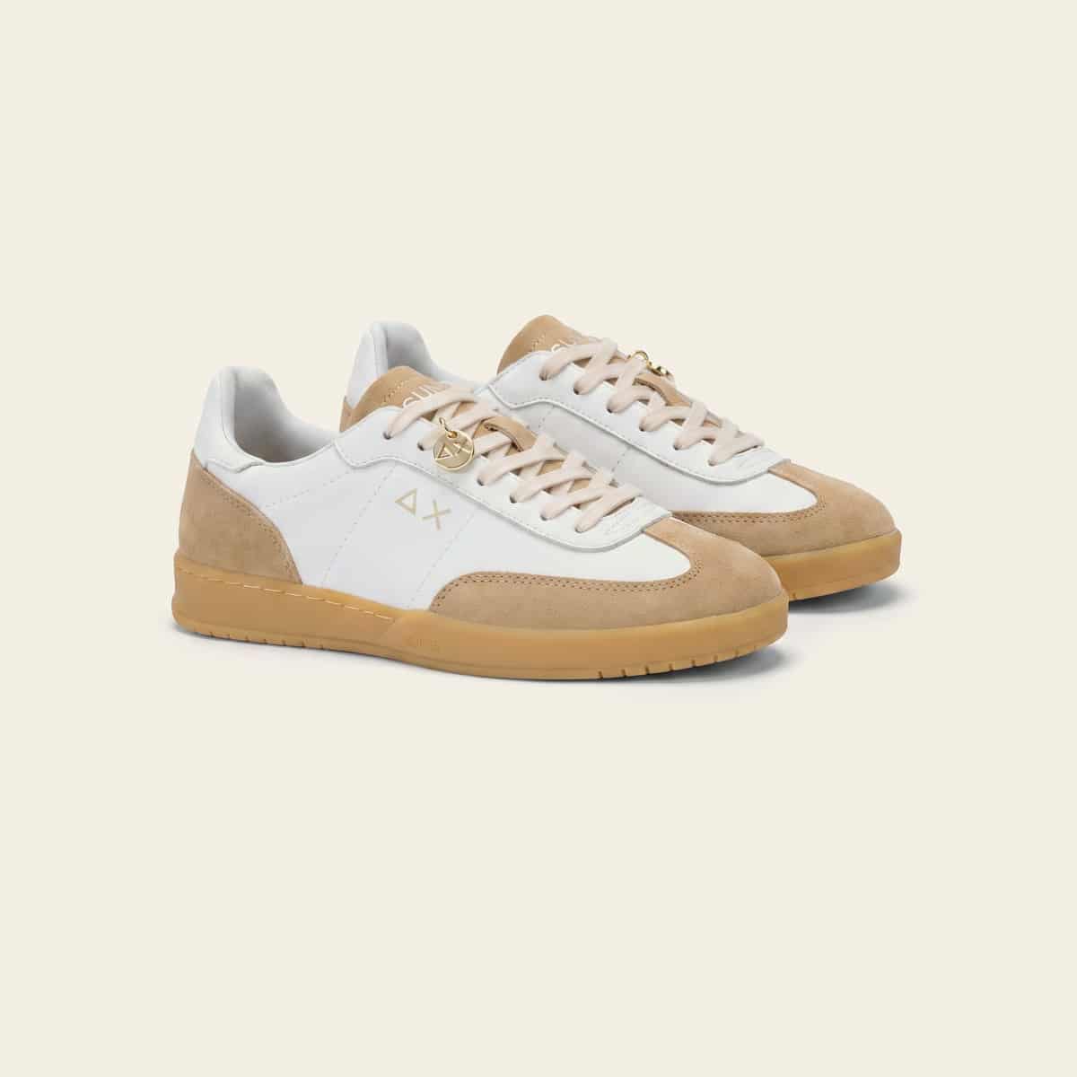 CALIFORNIA LEATHER - WHITE / BEIGE — סניקרס לנשים