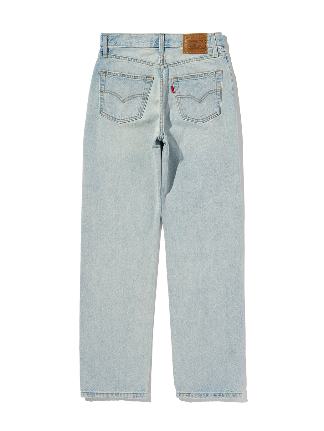 Levi’s 005DC-0000 — גב המוצר על רקע לבן