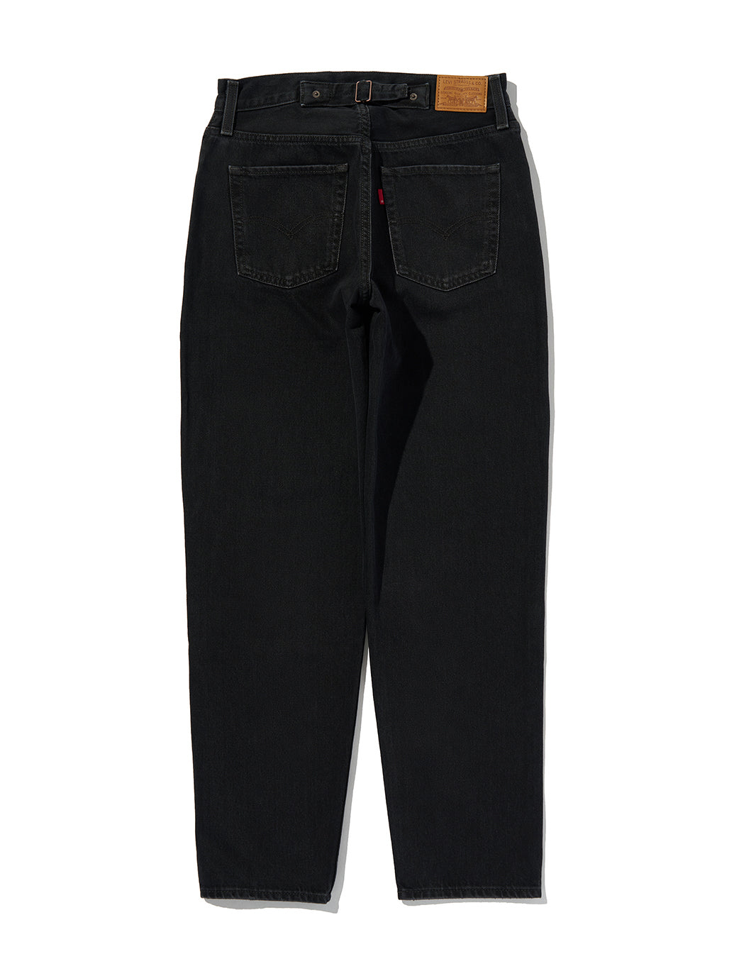 Levi’s 0083N-0004 — גב המוצר על רקע לבן