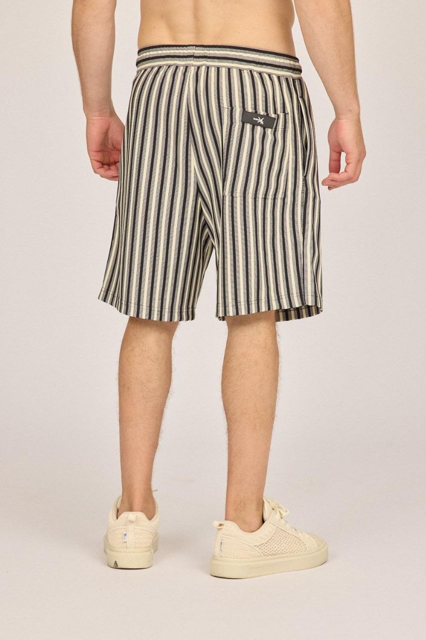 YN SHORTS SHT0201A BLACK